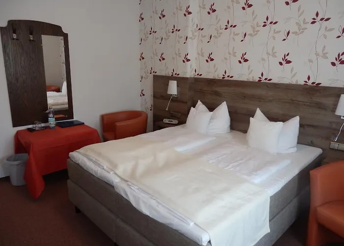 Rheinischer Hof Hotel 3*